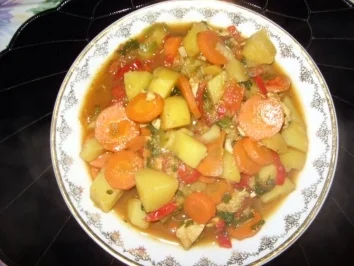 Gemüseeintopf mit Hähnchenfleisch - Rezept