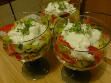 Schichtsalat mit Schafskäse-Creme - Rezept - Bild Nr. 2