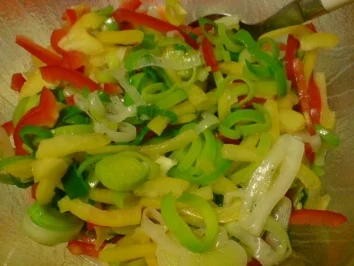 Schichtsalat mit Schafskäse-Creme - Rezept - Bild Nr. 5