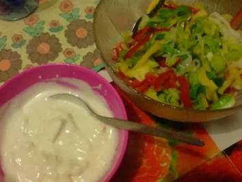 Schichtsalat mit Schafskäse-Creme - Rezept - Bild Nr. 6