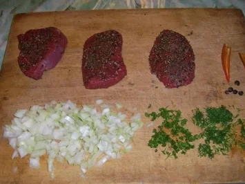 Südamerikanisches Hüftsteak mit Pfeffer - Chili Soße - Rezept