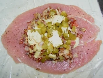 Gefülltes Putenschnitzel mit Champignonreis und buntem Gemüse - Rezept