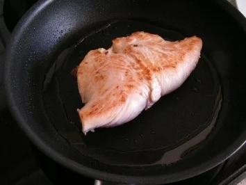 Gefülltes Putenschnitzel mit Champignonreis und buntem Gemüse - Rezept