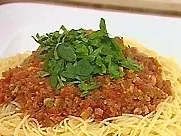 Rezept: Rotbarben-Bolognese mit Rotwein Rotbarben-Bolognese mit Rotwein - Rezept