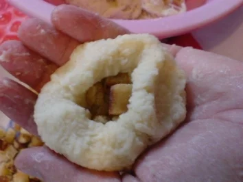 Rezept: Kartoffelklöße nach Thüringer Art Kartoffelklöße nach Thüringer Art - Rezept