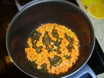 Rezept: Pirog mit Fischleberfüllung Bild Nr. 3 Pirog mit Fischleberfüllung - Rezept - Bild Nr. 3