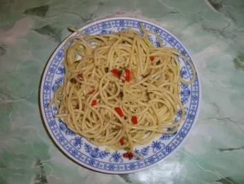 Rezept: Spaghetti aglio e olio Spaghetti aglio e olio - Rezept