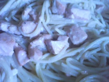 Rezept: Beschwipster Lachs auf Pasta Beschwipster Lachs auf Pasta - Rezept