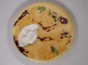 Steirische Kürbiscremesuppe mit Schneenockerln und Kernöl - Rezept