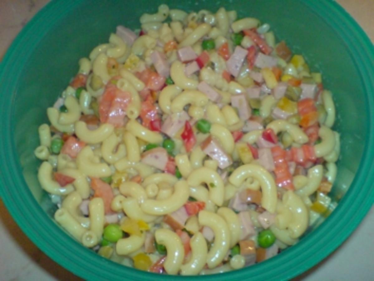 Nudelsalat mit eifreier Mayonaise - Rezept - kochbar.de