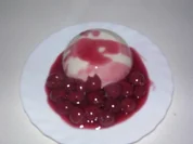 Mandel-Grießpudding mit Kirschen - Rezept