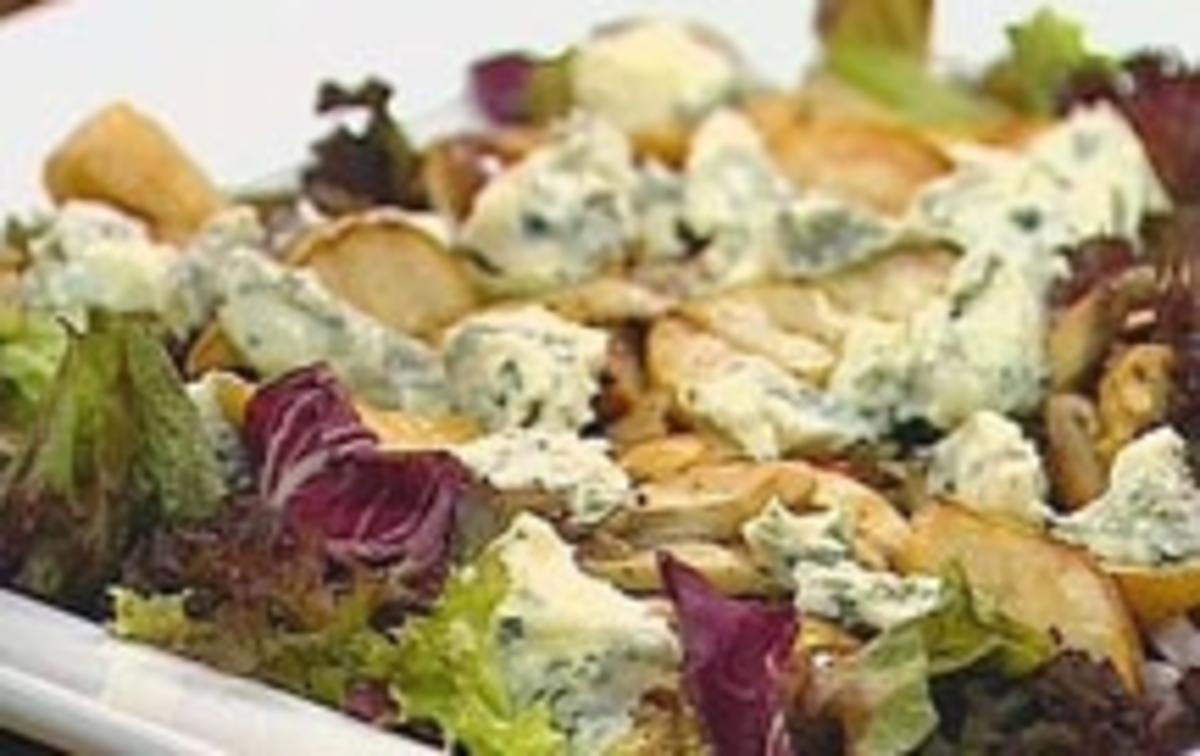 Salat von Birnen und Steinpilzen mit Gorgonzola - Rezept