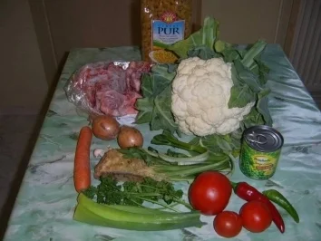 Rezept: Nudelsuppe Gärtnerart Nudelsuppe Gärtnerart - Rezept