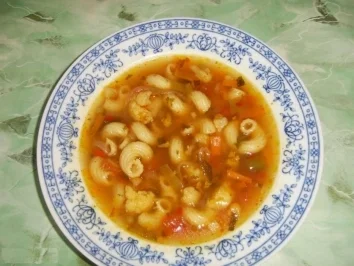 Rezept: Nudelsuppe Gärtnerart Nudelsuppe Gärtnerart - Rezept