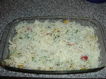 AUFLAUF: SPÄTZLE VOM BLECH MIT TOMATEN UND PAPRIKA - Rezept - Bild Nr. 4