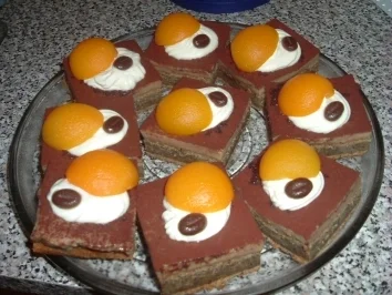 Rezept: KUCHEN: SCHLEMMERKUCHEN VOM BLECH KUCHEN: SCHLEMMERKUCHEN VOM BLECH - Rezept