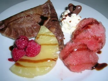 Nougat-Ravioli im Duett mit Florida-Sorbet - Rezept