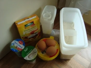 Rezept: *danes Spezial - Rhabarber Kuchen von meiner Mutti (Oma) Bild Nr. 3 *danes Spezial - Rhabarber Kuchen von meiner Mutti (Oma) - Rezept - Bild Nr. 3