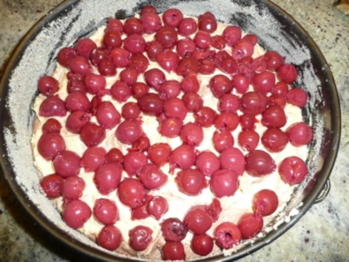 Marmorkuchen mit Kirschen - Rezept