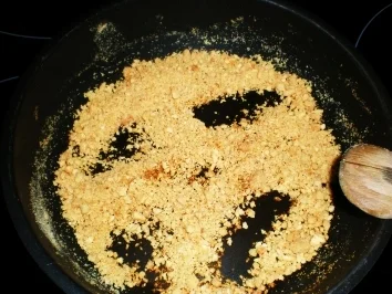 Rezept: FISCH: Seeteufel mit Mandeln und Tomaten Bild Nr. 6 FISCH: Seeteufel mit Mandeln und Tomaten - Rezept - Bild Nr. 6