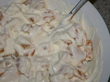 Frischer Pfirsich-Schmand-Kuchen - Rezept