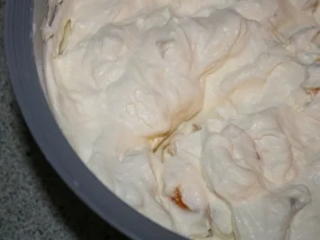 Frischer Pfirsich-Schmand-Kuchen - Rezept