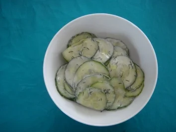 Salat: Gurkensalat mit Dill - Rezept