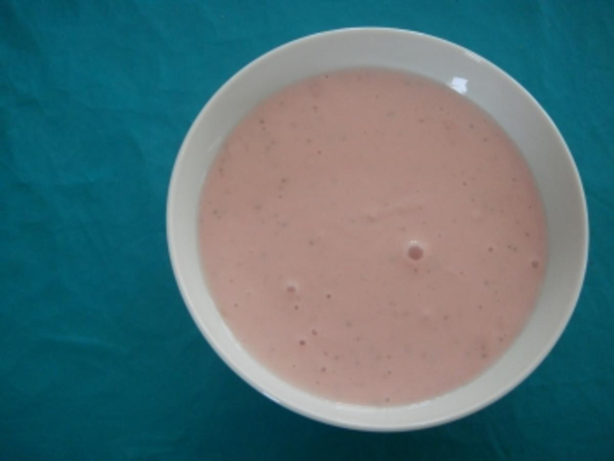 Bilder für Dessert: Erdbeer-Quark-Variationen - Rezept