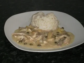 Rezept: Hühnerfrikassée mit Kapern Hühnerfrikassée mit Kapern - Rezept