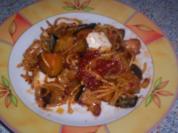 Scharfe Pasta mit Auberginen und getrockneten Tomaten - Rezept