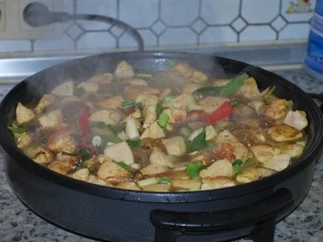 Rezept: Hähnchen-Curry mit Apfel Hähnchen-Curry mit Apfel - Rezept