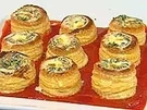 Spinat-Ricotta Vol-au-vents und Liaison mit Paprika-Soße - Rezept