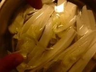 Chicoréesalat mit Mandarinen (fettreduziert) - Rezept