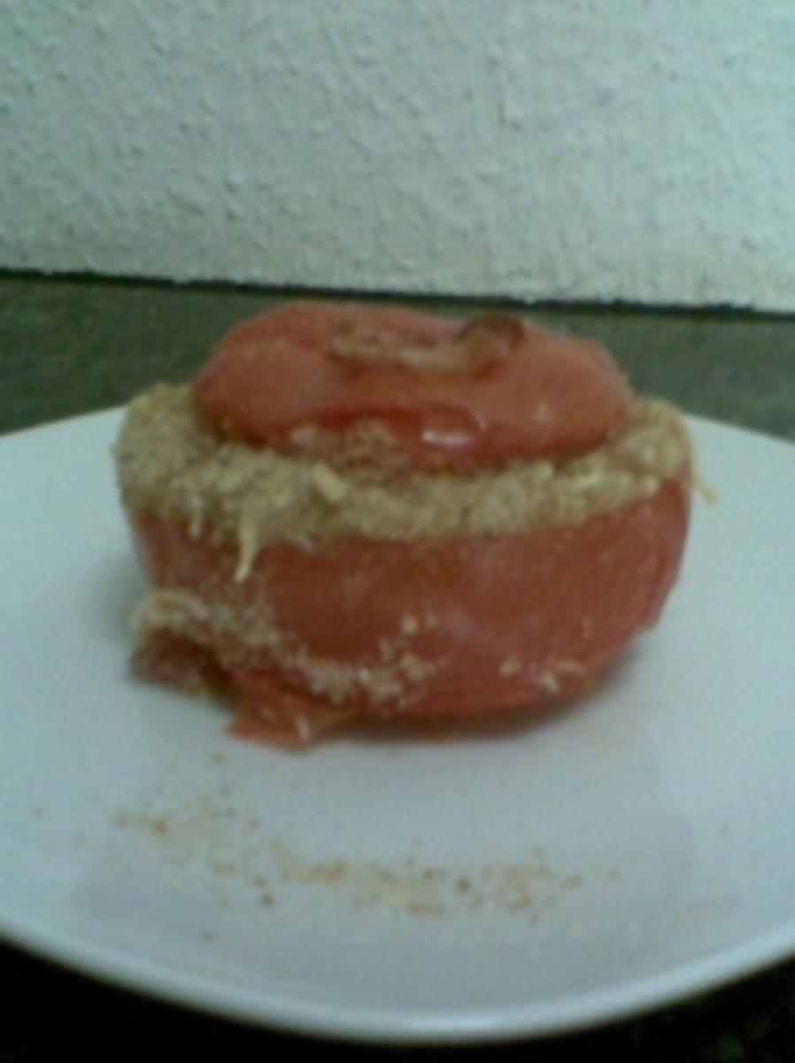 Tomaten mit Eierfüllung - Rezept