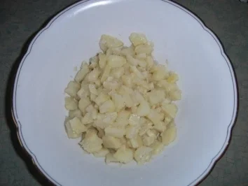 Selleriesalat mit Essig und Öl (Naturell) - Rezept