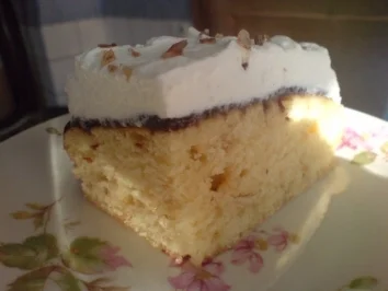 Kandiskuchen mit Pflaumenmus - Rezept