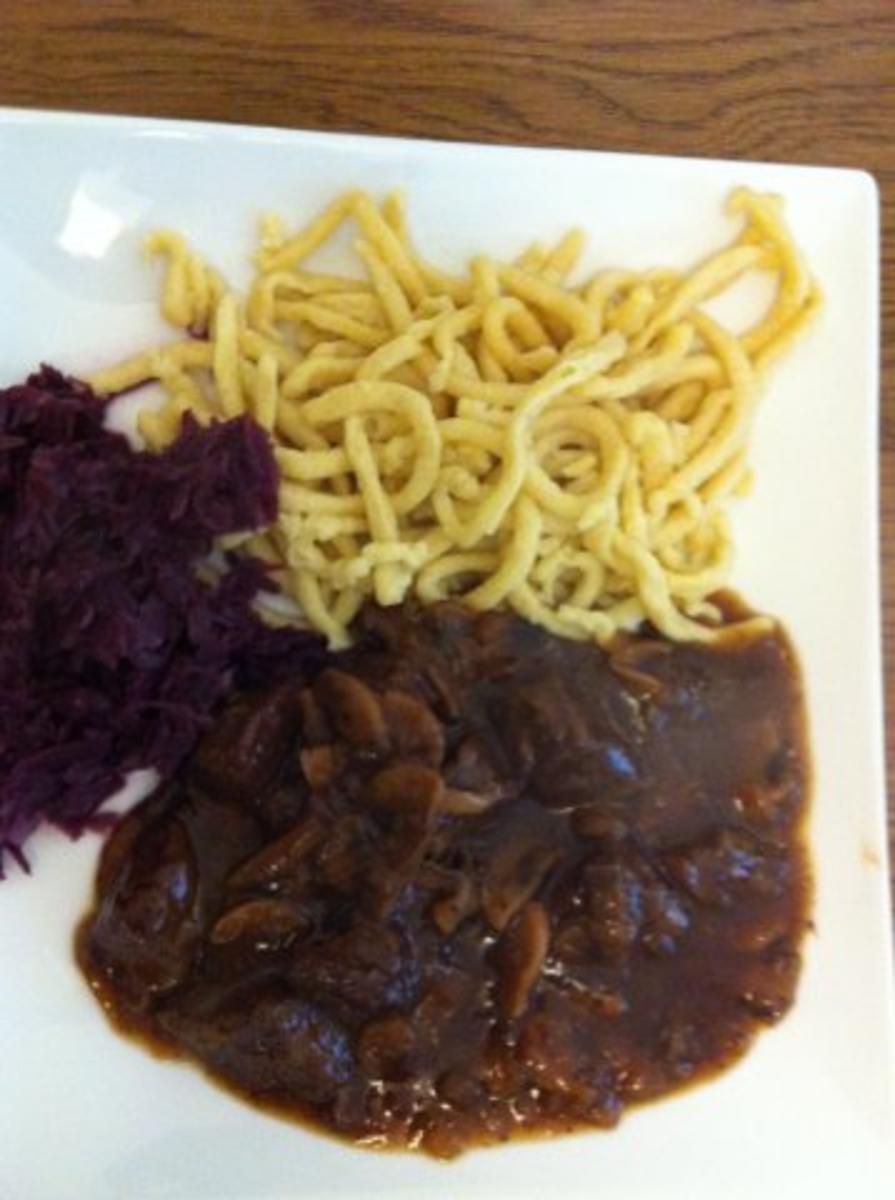 Rindergulasch einfaches Gulasch, das immer gelingt! - Rezept mit Bild ...