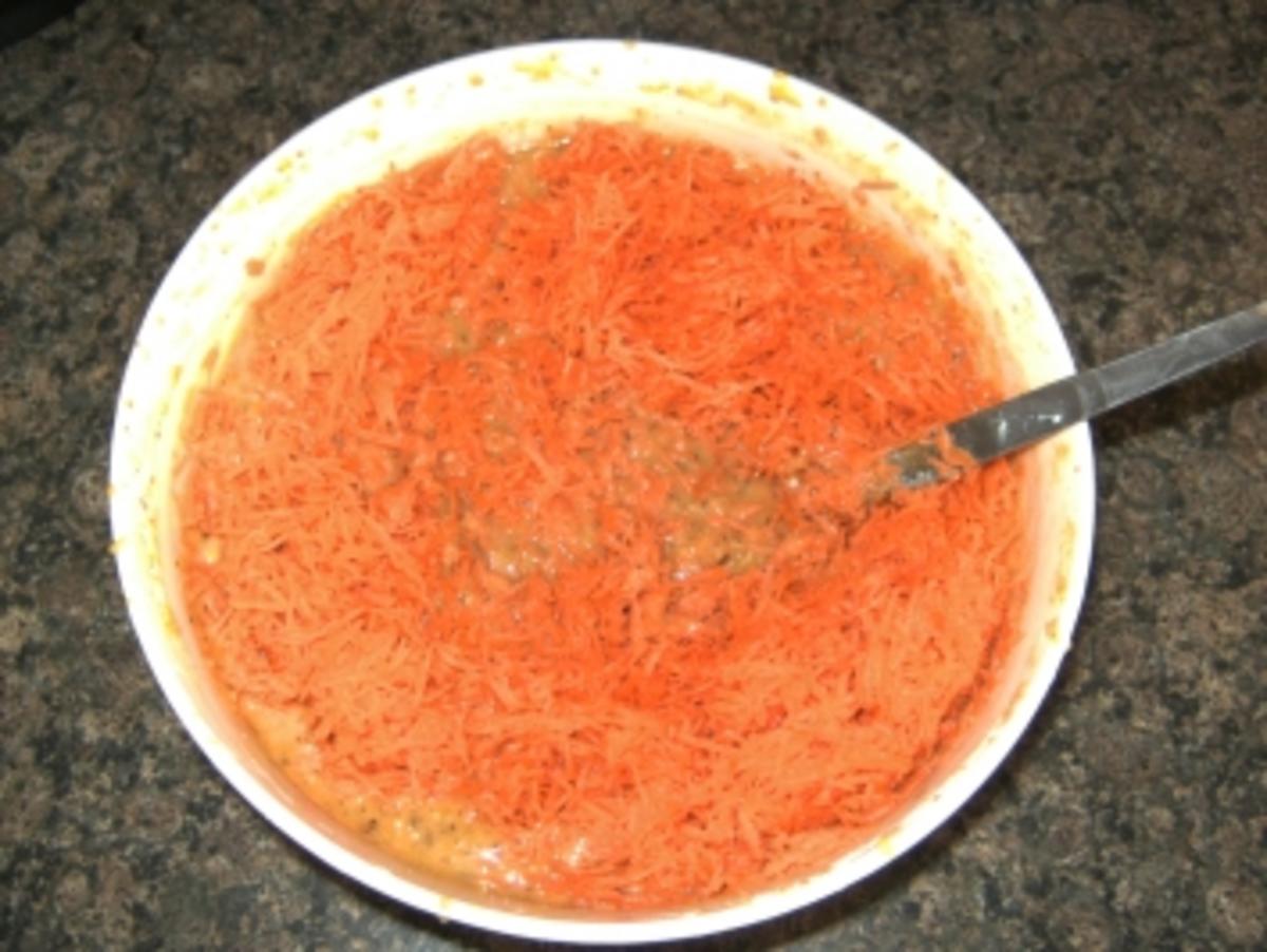 Möhren - Orangen - Kuchen - Rezept - Bild Nr. 3