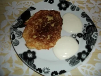 Rezept: Hirsepuffer mit Zitronenjoghurt Hirsepuffer mit Zitronenjoghurt - Rezept