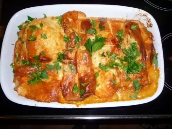 Rezept: Käse-Brot-Auflauf mit Geschnetzeltem Käse-Brot-Auflauf mit Geschnetzeltem - Rezept