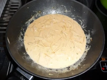 Rezept: Käse-Brot-Auflauf mit Geschnetzeltem Käse-Brot-Auflauf mit Geschnetzeltem - Rezept