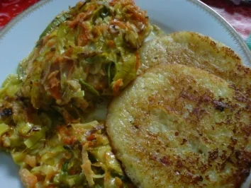 Buntes Zwiebel-Sahne-Hähnchen - Rezept
