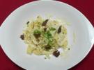 Frische Pasta mit Trüffelrahmsoße - Rezept
