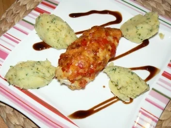 Hähnchenbrustfilet mit einer scharfen Mozzarella-Paprika Kruste - Rezept