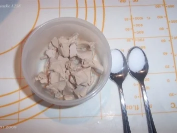 Pizza "nach Art des Hauses" - Rezept