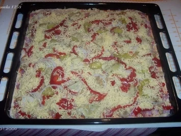 Pizza "nach Art des Hauses" - Rezept