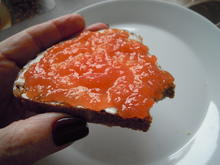 Marmelade oder Gelee ist zu flüssig und tropft vom Brot? - Tip