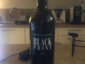 ROTWEIN: Black Print 2018 (Cuvee) by SCHNEIDER - Tip