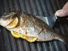Wie grillt man Fisch? - Tip