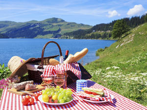 Unempfindliche Lebensmittel für ein Picknick einpacken - Tip
